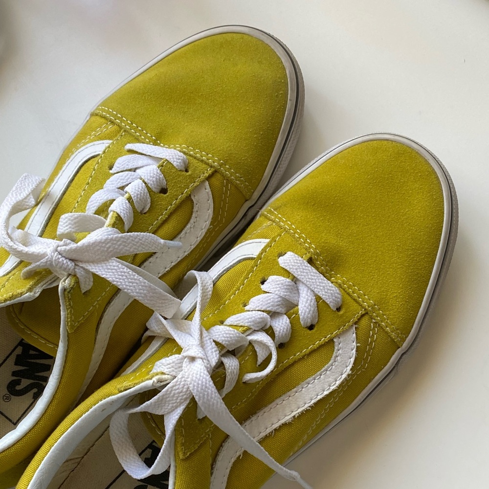 LAST CHANCE Vans Citron Green Suede Toe